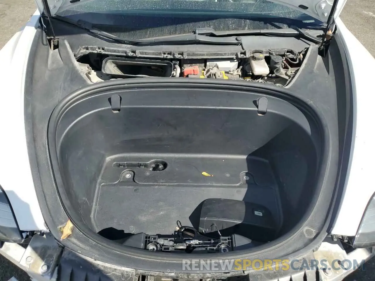 11 Photograph of a damaged car 5YJ3E1EB2KF454706 TESLA MODEL 3 2019