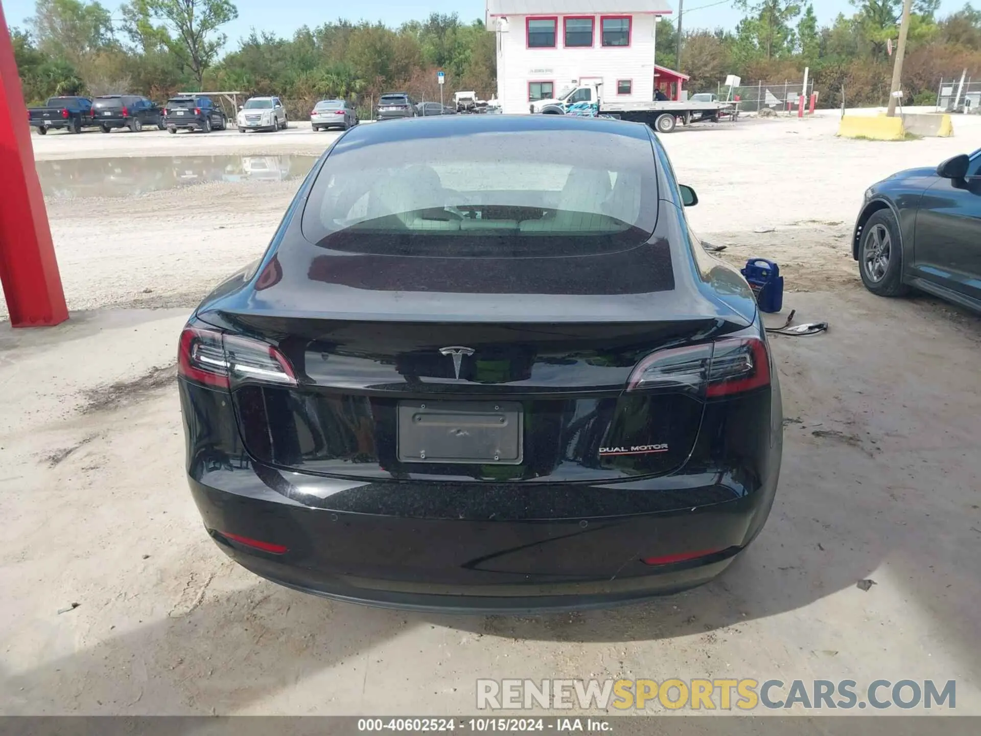 17 Photograph of a damaged car 5YJ3E1EB2KF455015 TESLA MODEL 3 2019