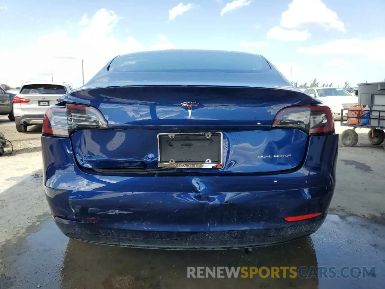 6 Photograph of a damaged car 5YJ3E1EB2KF465107 TESLA MODEL 3 2019