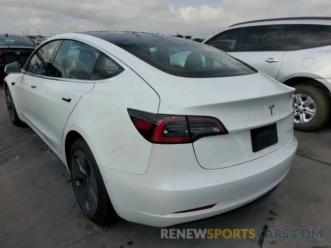 3 Photograph of a damaged car 5YJ3E1EB2KF469223 TESLA MODEL 3 2019