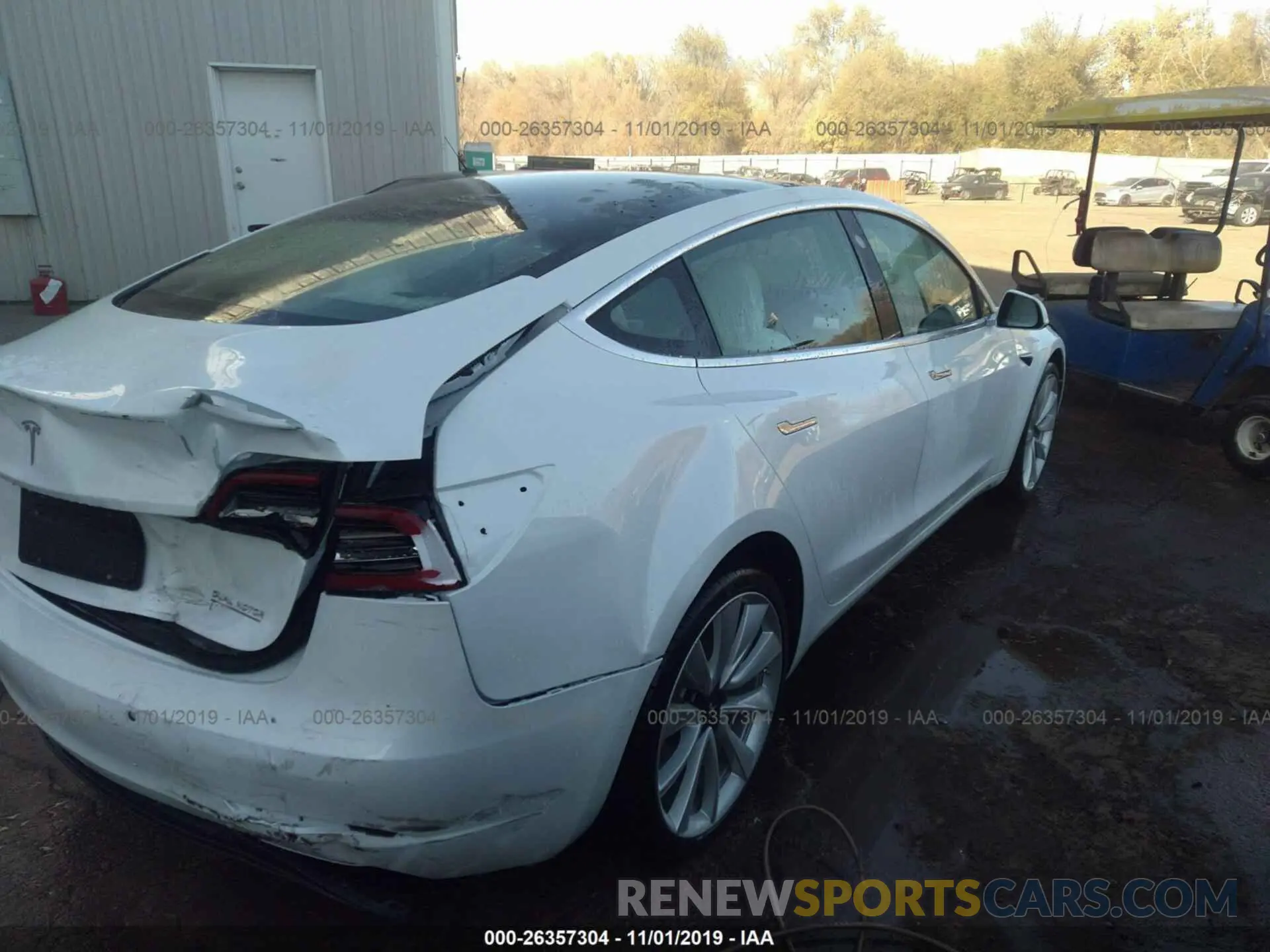 4 Photograph of a damaged car 5YJ3E1EB2KF487415 TESLA MODEL 3 2019