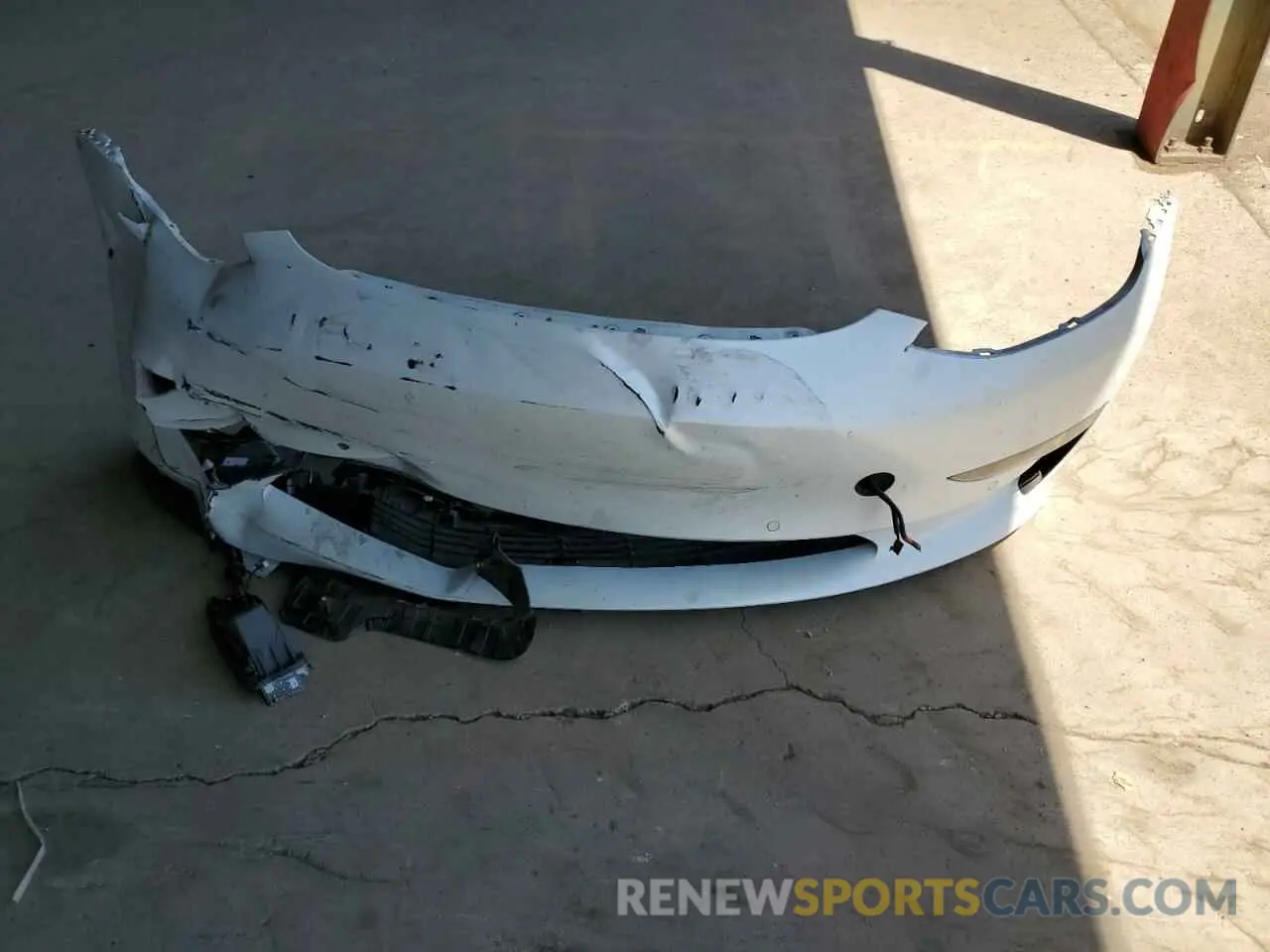 12 Photograph of a damaged car 5YJ3E1EB2KF512667 TESLA MODEL 3 2019