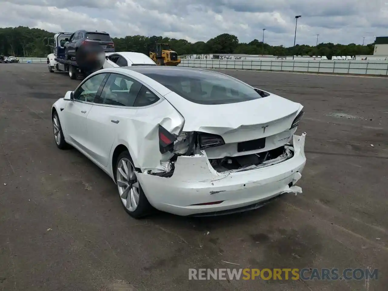 3 Photograph of a damaged car 5YJ3E1EB2KF530327 TESLA MODEL 3 2019