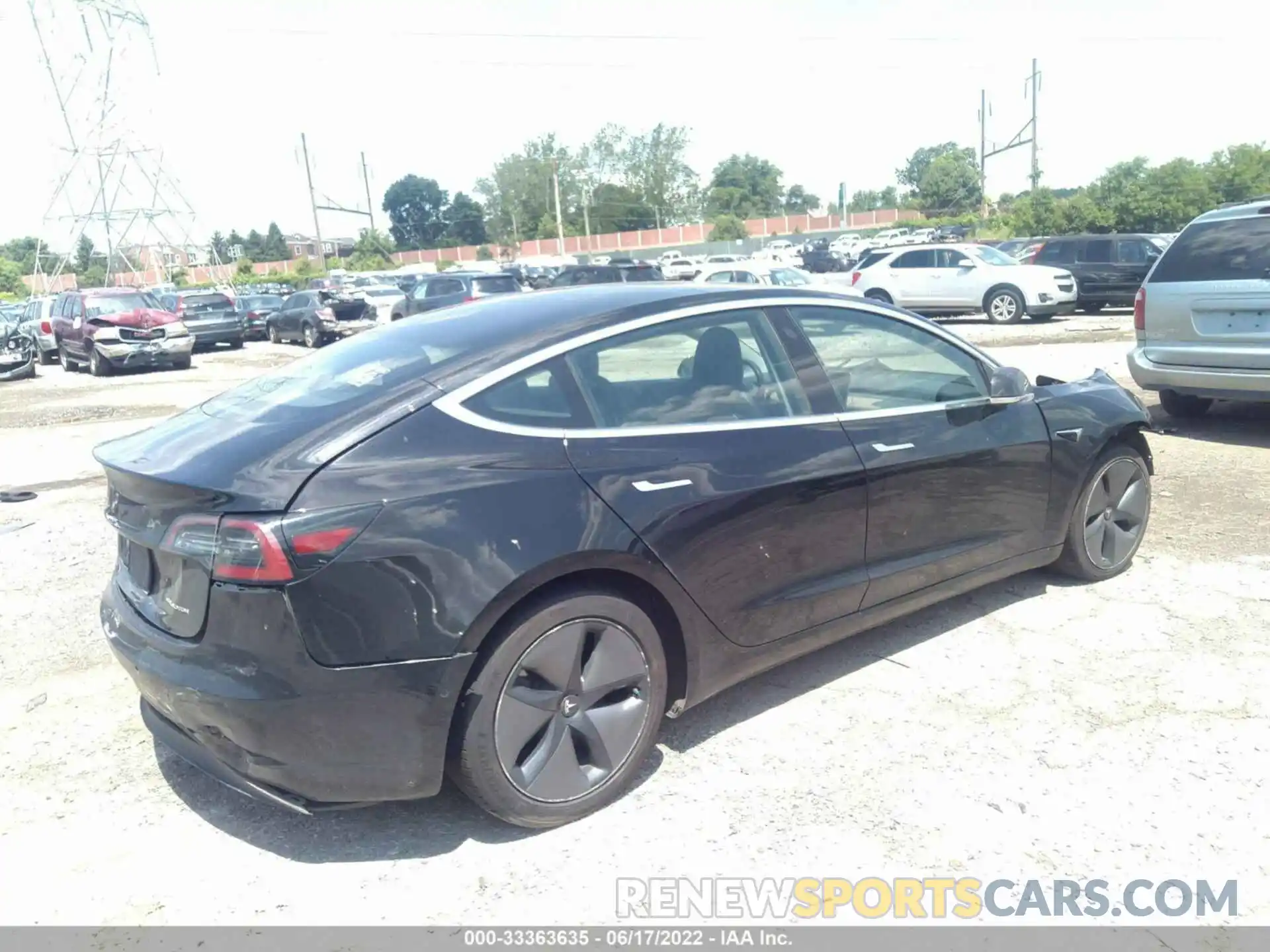 4 Photograph of a damaged car 5YJ3E1EB3KF193490 TESLA MODEL 3 2019