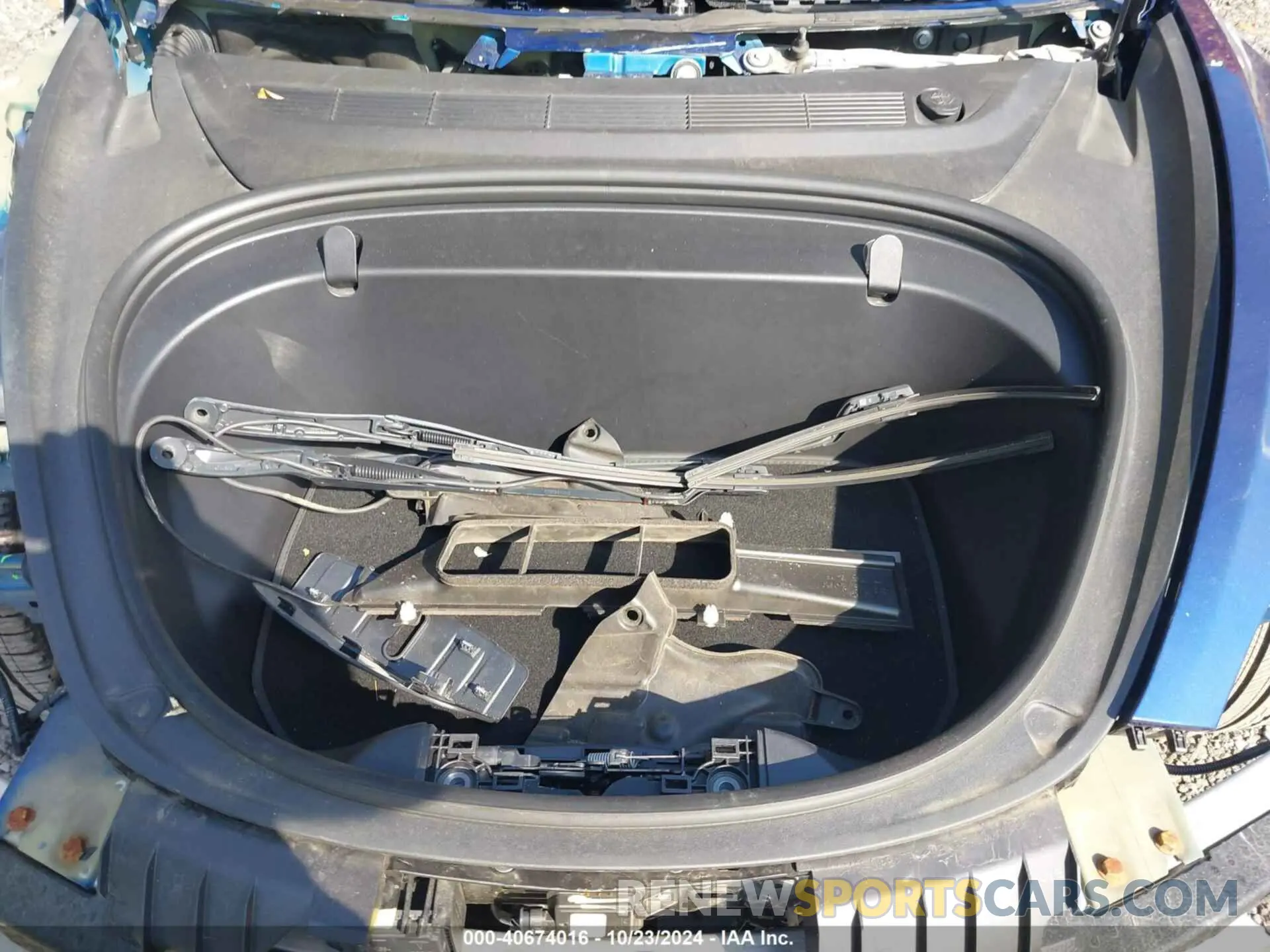 10 Photograph of a damaged car 5YJ3E1EB3KF193747 TESLA MODEL 3 2019