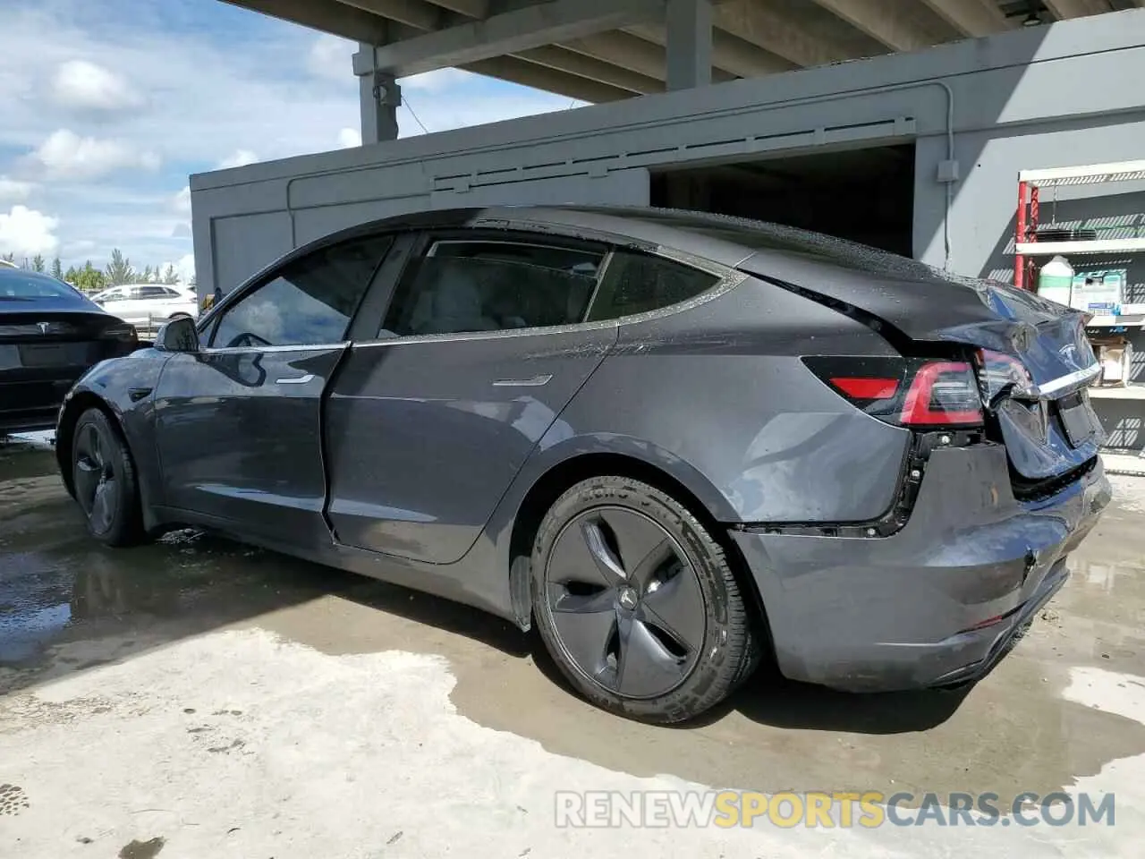 2 Photograph of a damaged car 5YJ3E1EB3KF195045 TESLA MODEL 3 2019