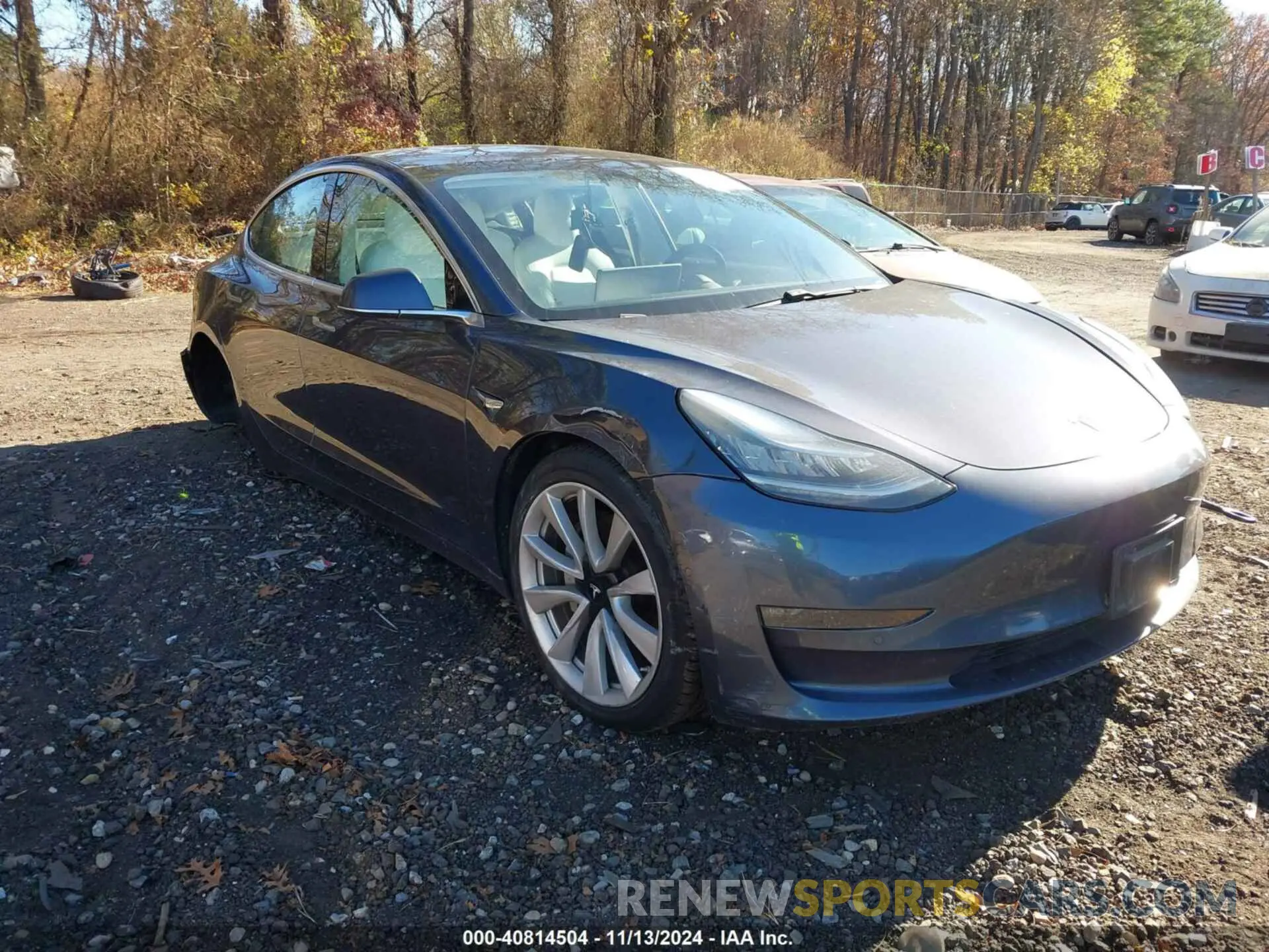 1 Photograph of a damaged car 5YJ3E1EB3KF195725 TESLA MODEL 3 2019