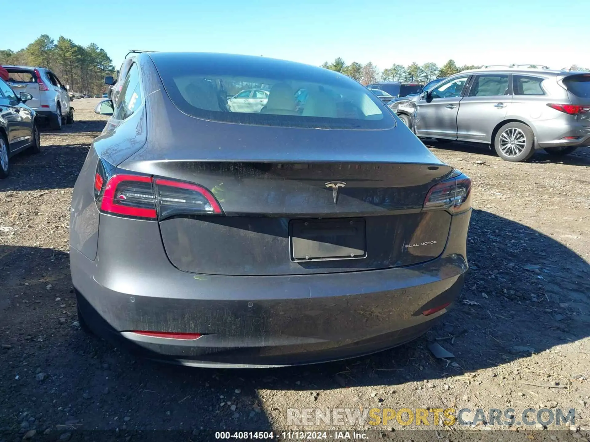 16 Photograph of a damaged car 5YJ3E1EB3KF195725 TESLA MODEL 3 2019