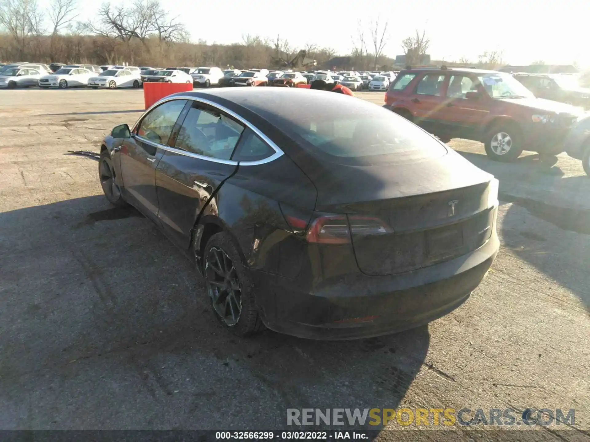 3 Photograph of a damaged car 5YJ3E1EB3KF198933 TESLA MODEL 3 2019