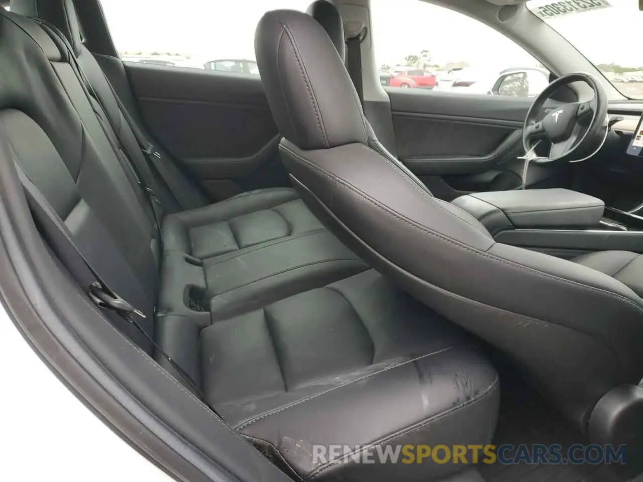 10 Photograph of a damaged car 5YJ3E1EB3KF199256 TESLA MODEL 3 2019