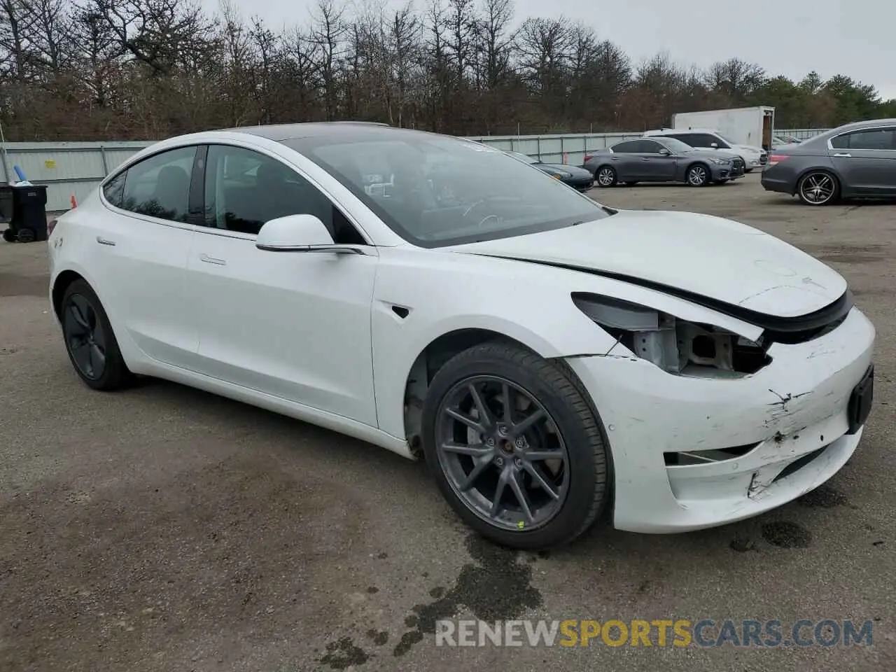 4 Photograph of a damaged car 5YJ3E1EB3KF199256 TESLA MODEL 3 2019