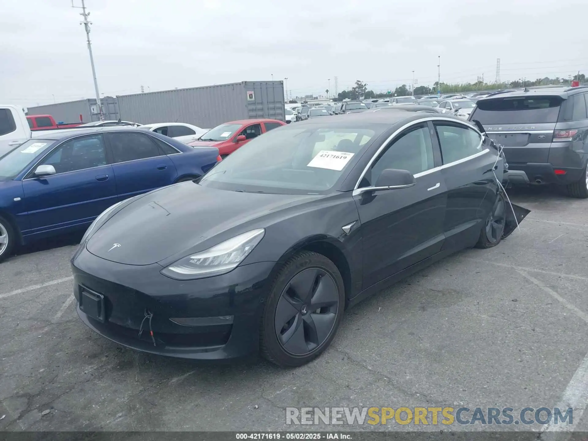 2 Photograph of a damaged car 5YJ3E1EB3KF208599 TESLA MODEL 3 2019