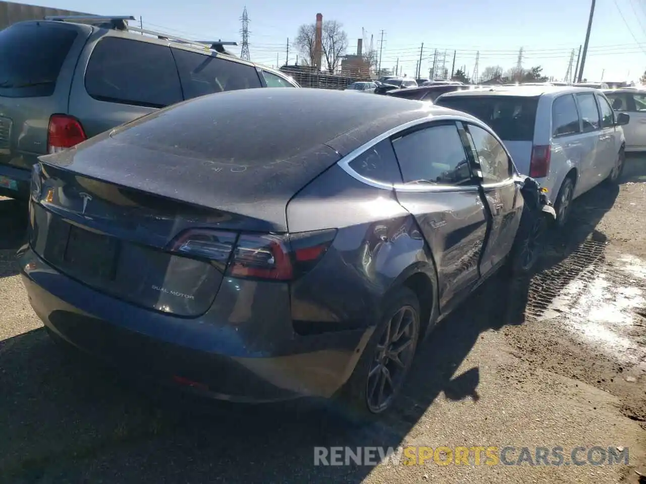 4 Photograph of a damaged car 5YJ3E1EB3KF209719 TESLA MODEL 3 2019