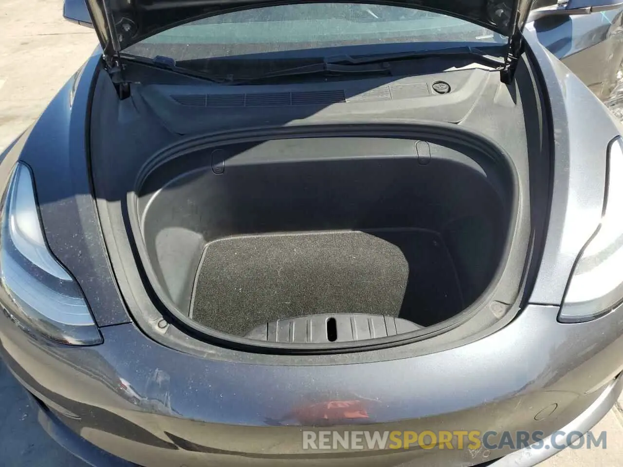 11 Photograph of a damaged car 5YJ3E1EB3KF231137 TESLA MODEL 3 2019