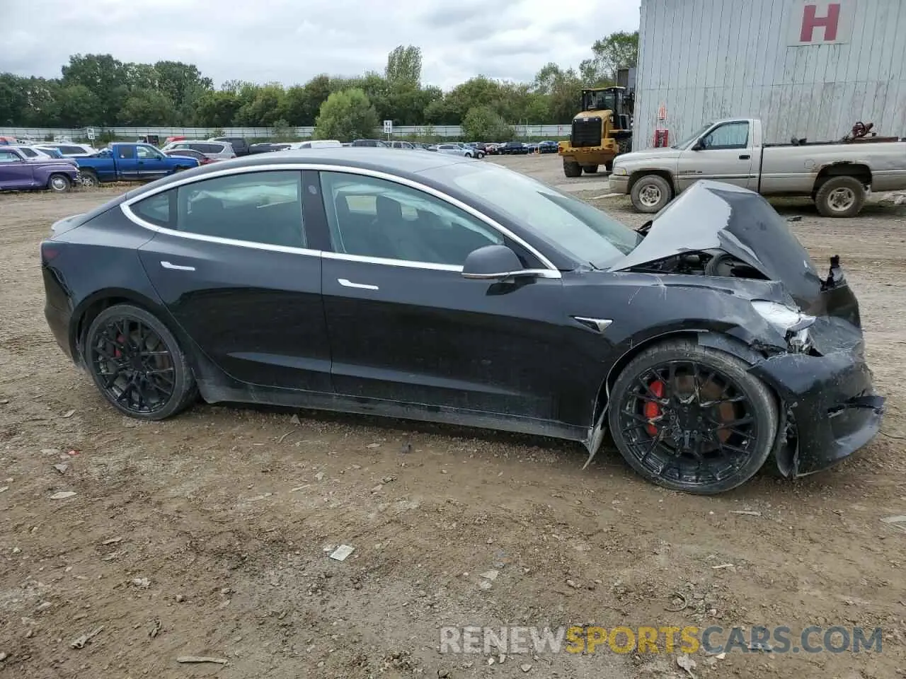 4 Photograph of a damaged car 5YJ3E1EB3KF367980 TESLA MODEL 3 2019