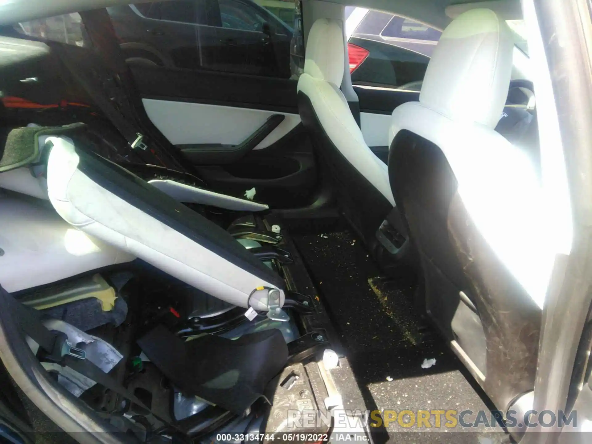 8 Photograph of a damaged car 5YJ3E1EB3KF391406 TESLA MODEL 3 2019