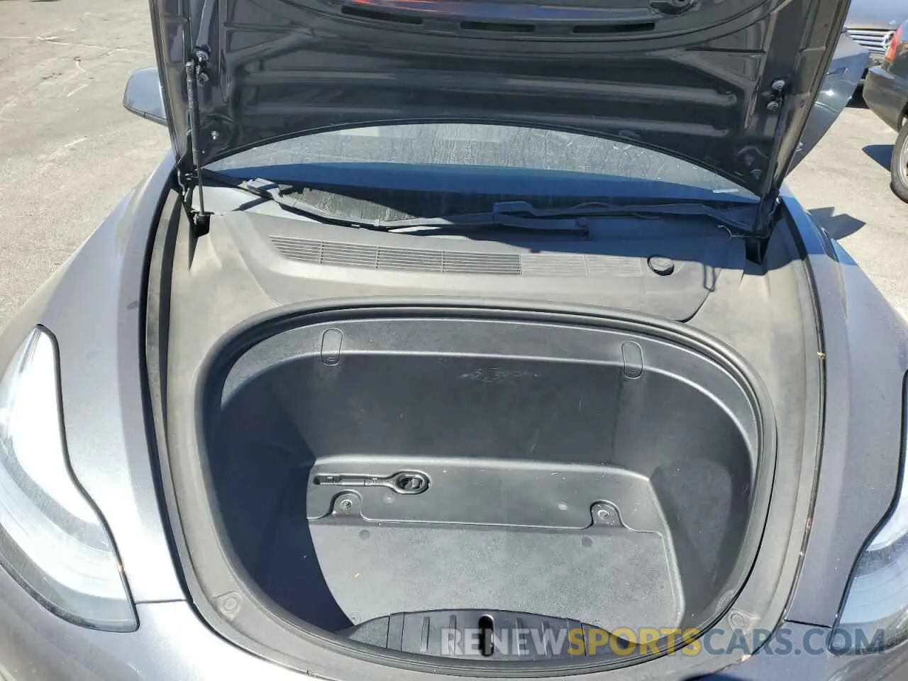 11 Photograph of a damaged car 5YJ3E1EB3KF393401 TESLA MODEL 3 2019