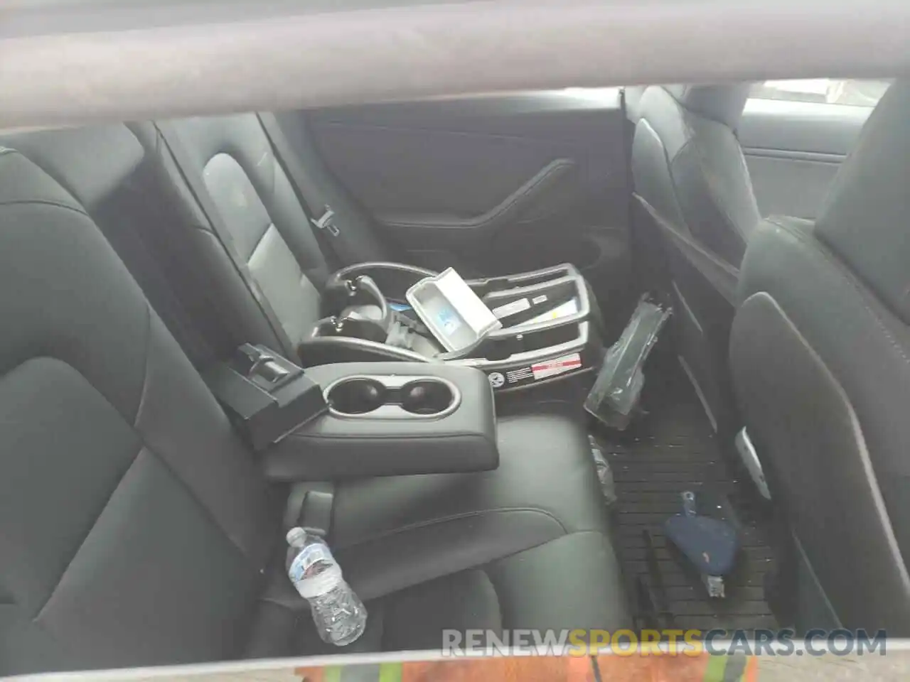 6 Photograph of a damaged car 5YJ3E1EB3KF406616 TESLA MODEL 3 2019