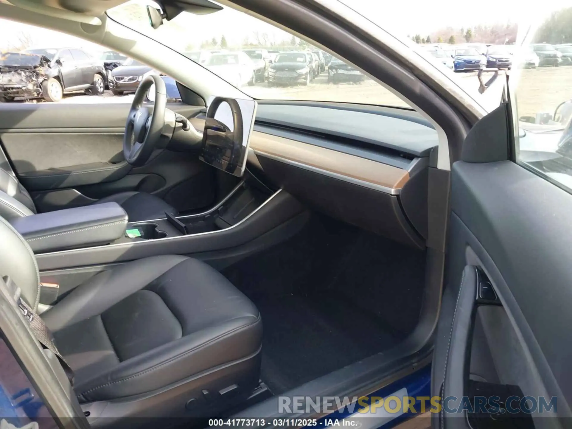 5 Photograph of a damaged car 5YJ3E1EB3KF408270 TESLA MODEL 3 2019