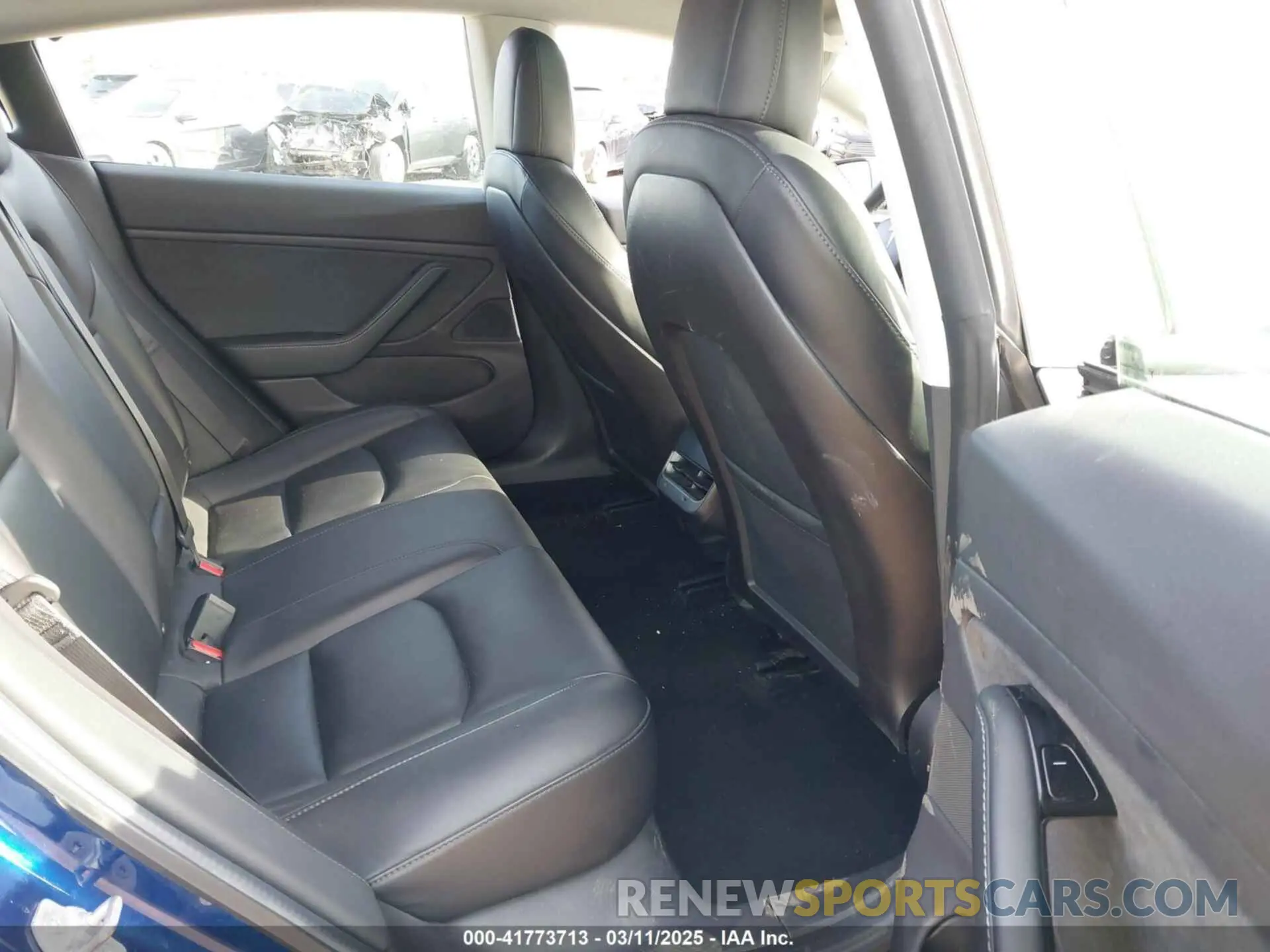 8 Photograph of a damaged car 5YJ3E1EB3KF408270 TESLA MODEL 3 2019