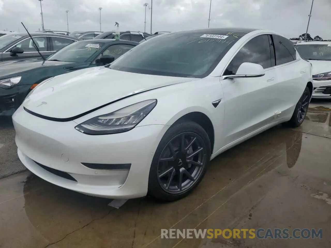1 Photograph of a damaged car 5YJ3E1EB3KF408415 TESLA MODEL 3 2019