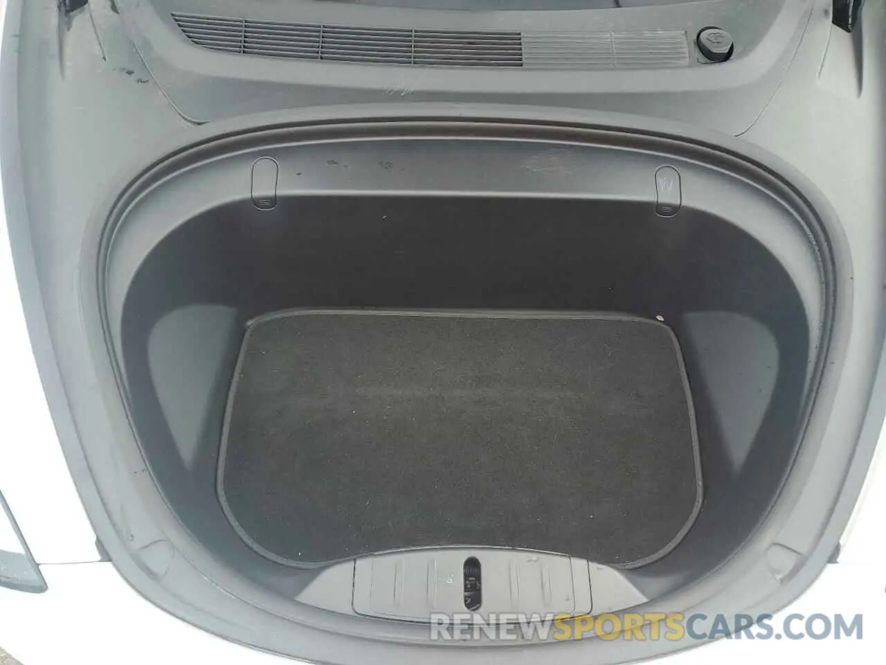 11 Photograph of a damaged car 5YJ3E1EB3KF408415 TESLA MODEL 3 2019
