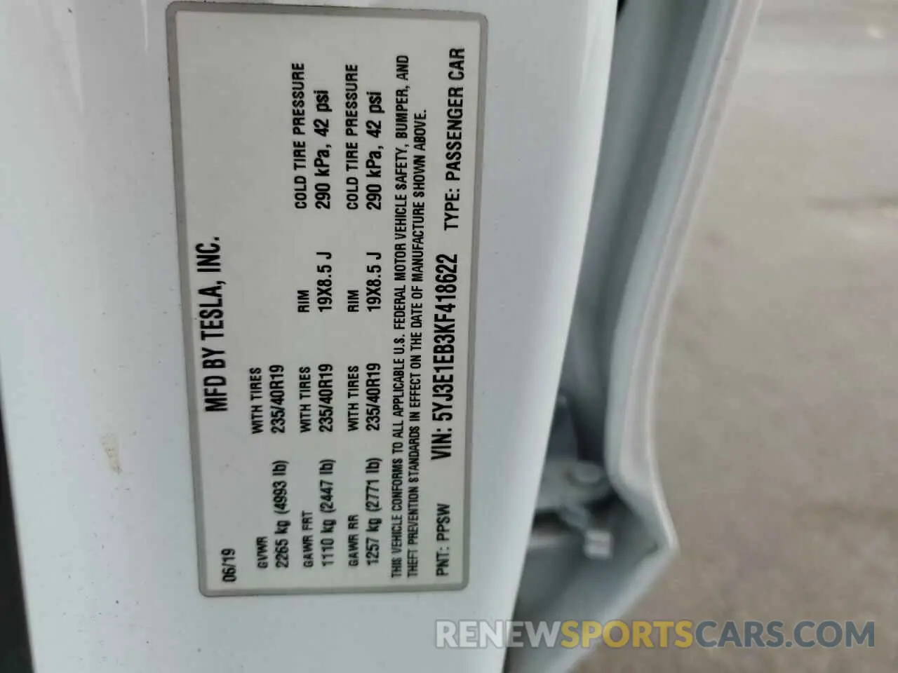 13 Photograph of a damaged car 5YJ3E1EB3KF418622 TESLA MODEL 3 2019