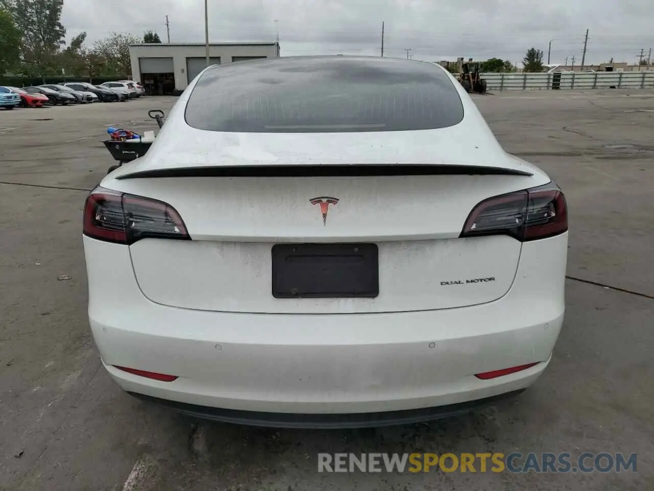 6 Photograph of a damaged car 5YJ3E1EB3KF418622 TESLA MODEL 3 2019