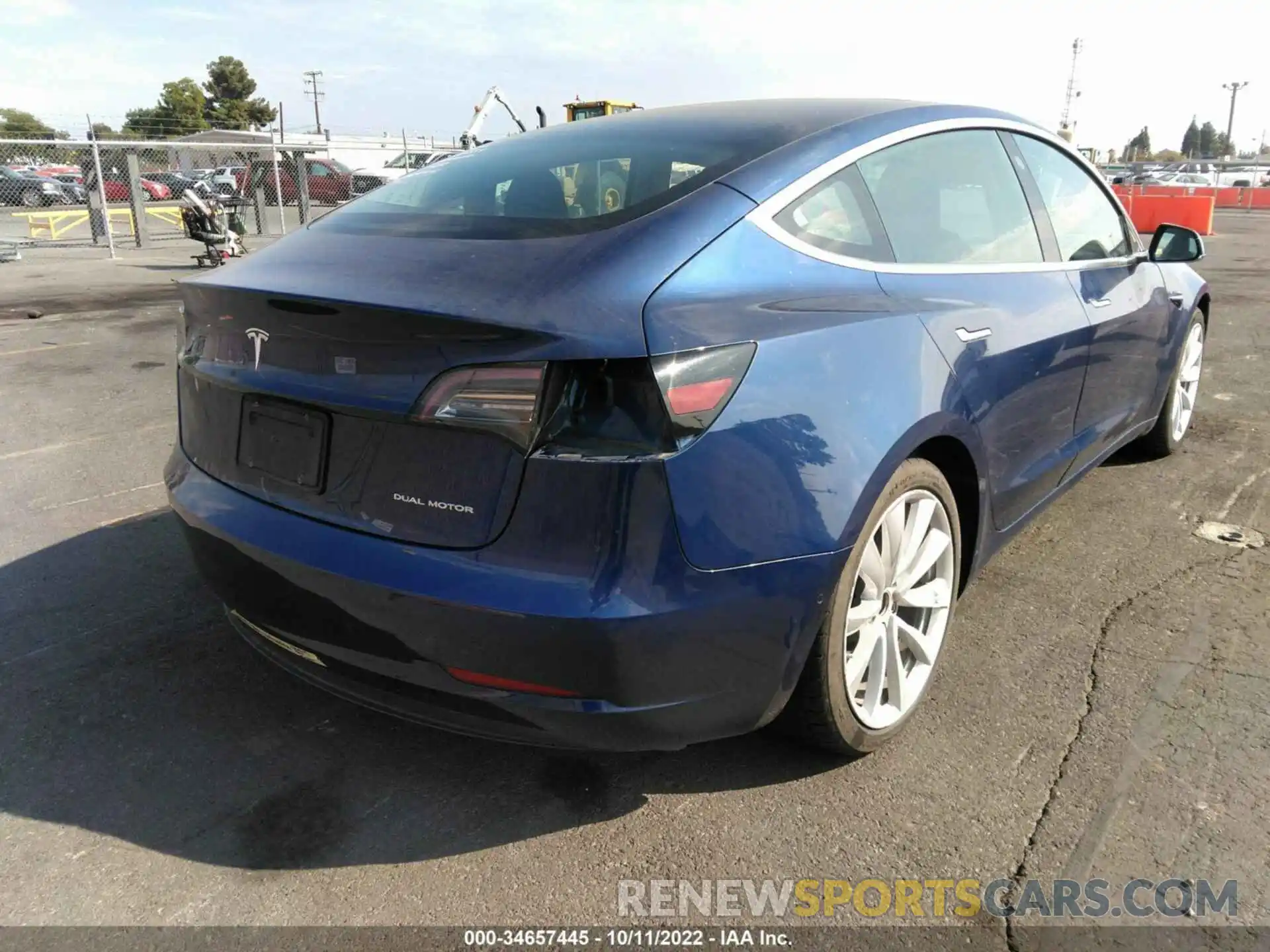 4 Photograph of a damaged car 5YJ3E1EB3KF433928 TESLA MODEL 3 2019