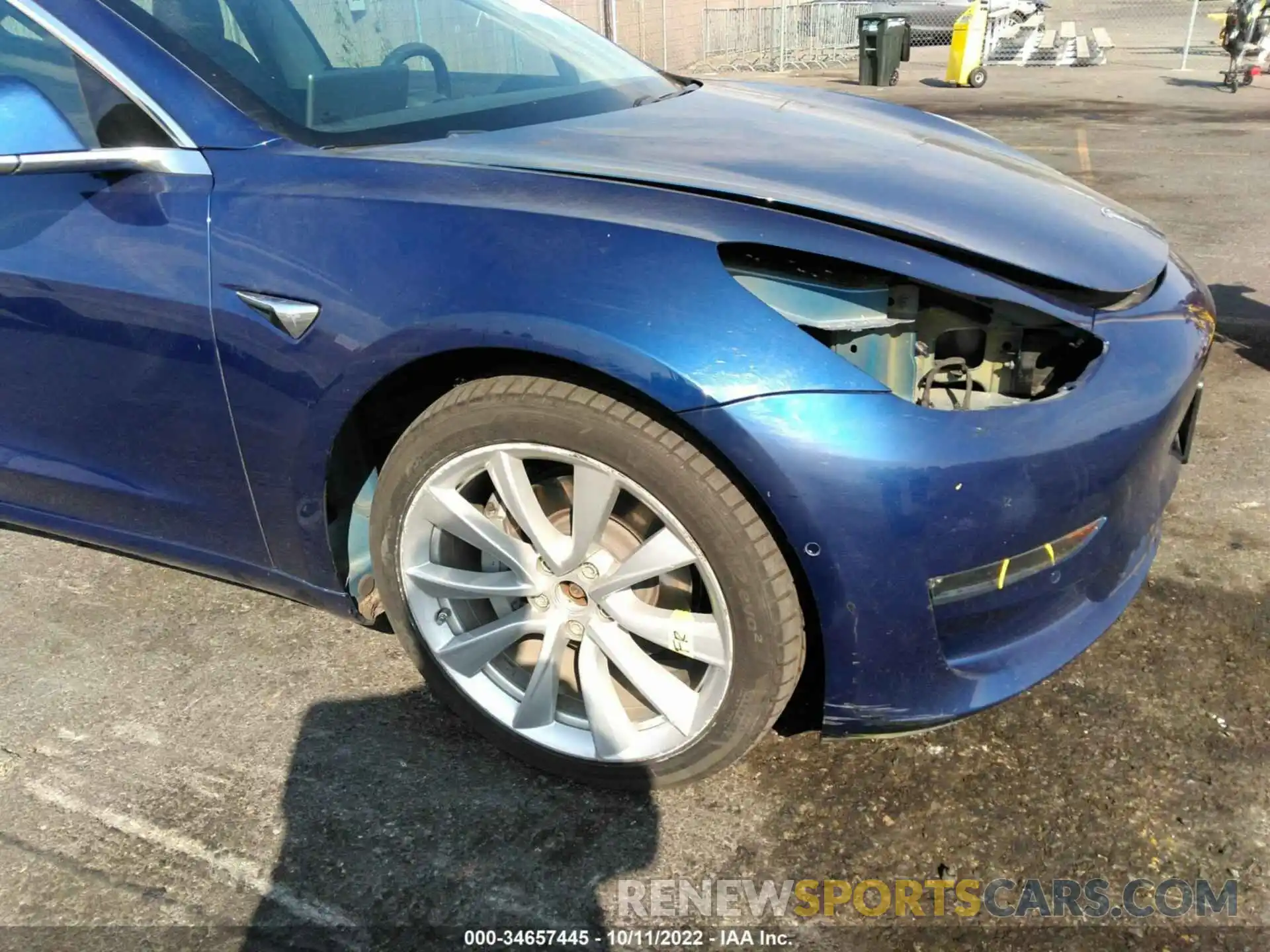 6 Photograph of a damaged car 5YJ3E1EB3KF433928 TESLA MODEL 3 2019