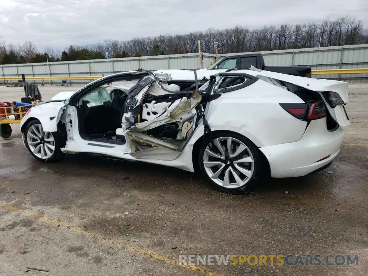 2 Photograph of a damaged car 5YJ3E1EB3KF469537 TESLA MODEL 3 2019