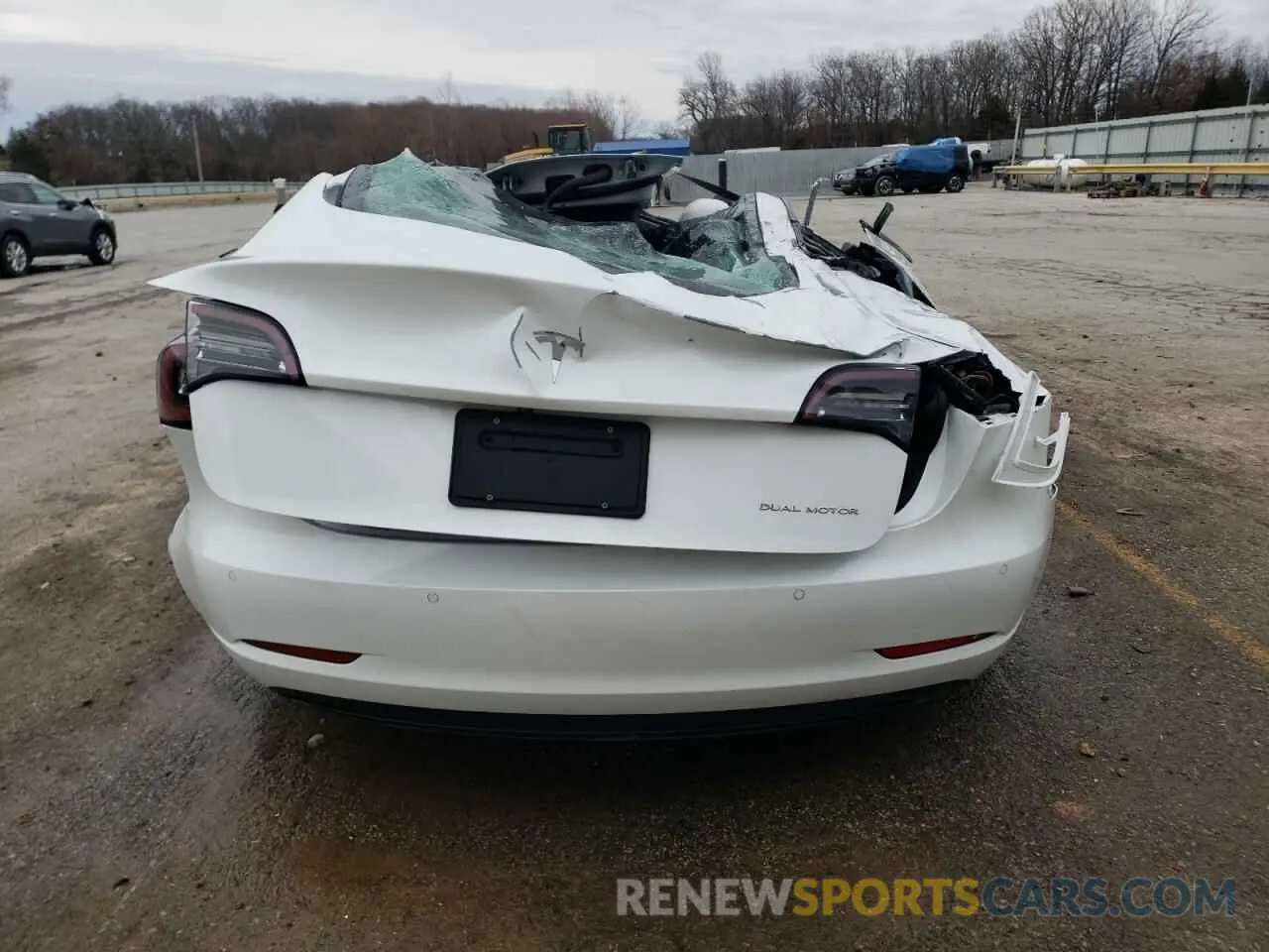 6 Photograph of a damaged car 5YJ3E1EB3KF469537 TESLA MODEL 3 2019