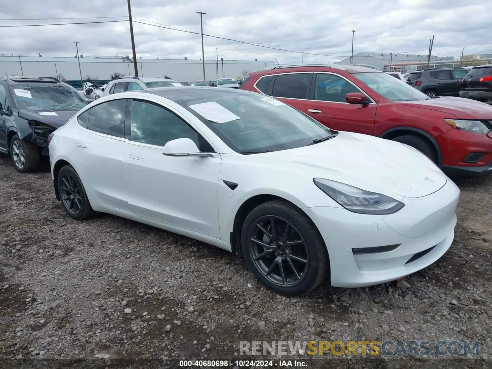 1 Photograph of a damaged car 5YJ3E1EB3KF469795 TESLA MODEL 3 2019