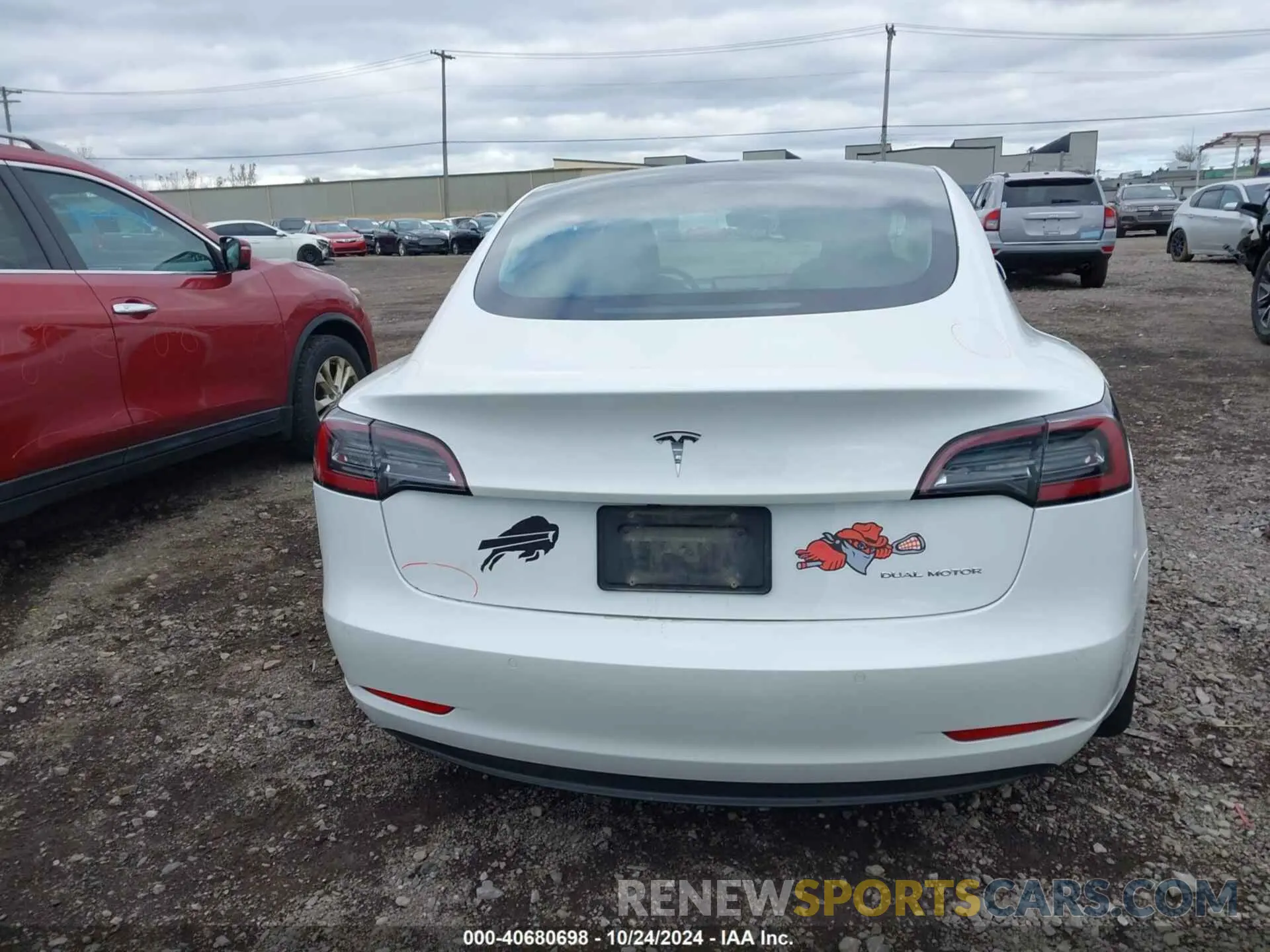 16 Photograph of a damaged car 5YJ3E1EB3KF469795 TESLA MODEL 3 2019