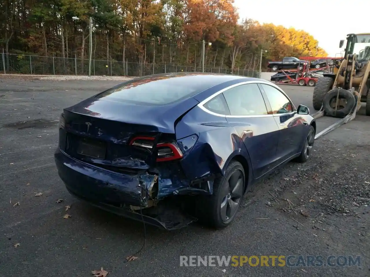 4 Photograph of a damaged car 5YJ3E1EB3KF477508 TESLA MODEL 3 2019