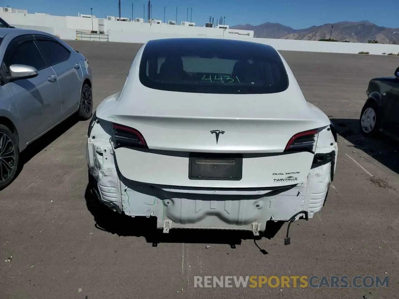 6 Photograph of a damaged car 5YJ3E1EB3KF493840 TESLA MODEL 3 2019