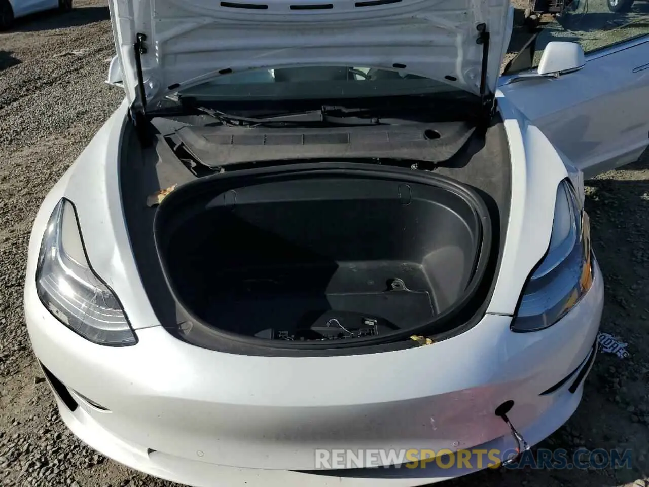 14 Photograph of a damaged car 5YJ3E1EB3KF514654 TESLA MODEL 3 2019