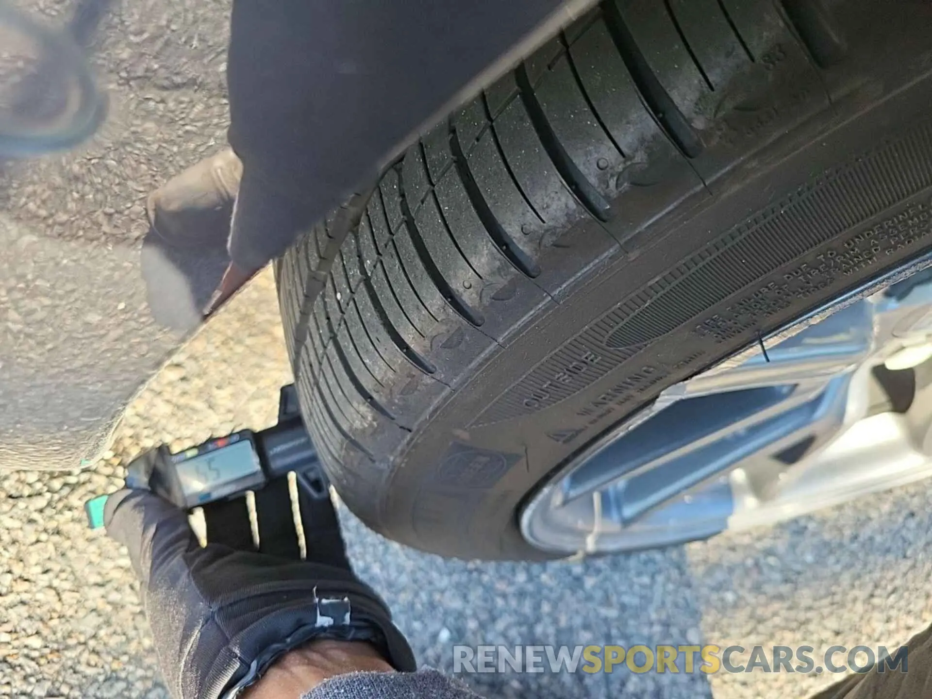 8 Photograph of a damaged car 5YJ3E1EB4KF191828 TESLA MODEL 3 2019