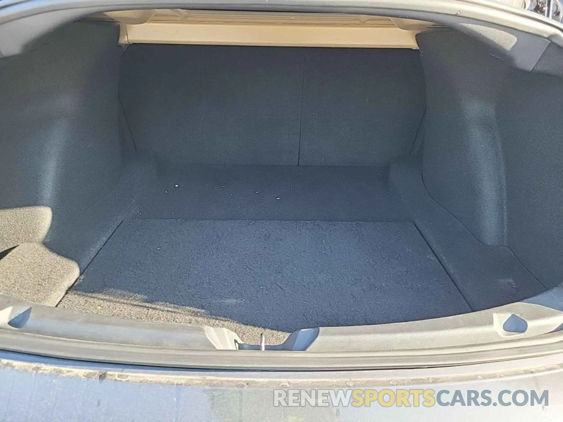 9 Photograph of a damaged car 5YJ3E1EB4KF191828 TESLA MODEL 3 2019