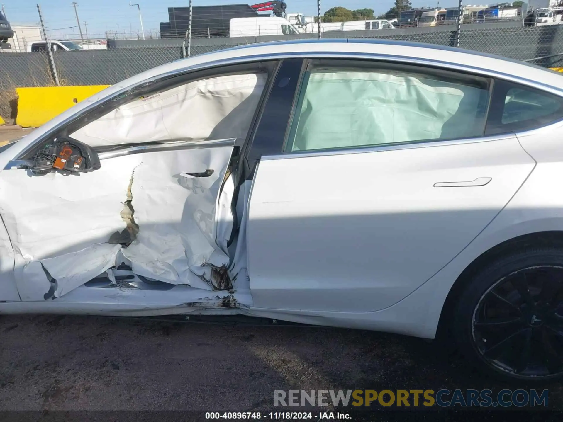 13 Photograph of a damaged car 5YJ3E1EB4KF194678 TESLA MODEL 3 2019