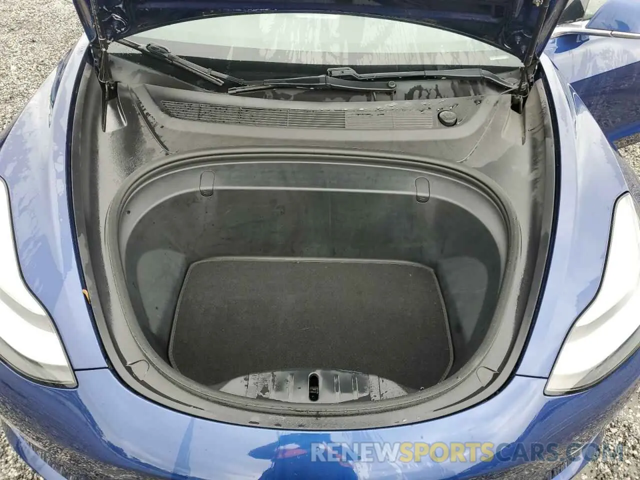 11 Photograph of a damaged car 5YJ3E1EB4KF210846 TESLA MODEL 3 2019