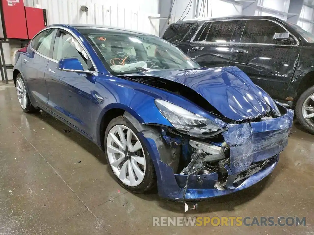 1 Photograph of a damaged car 5YJ3E1EB4KF210992 TESLA MODEL 3 2019