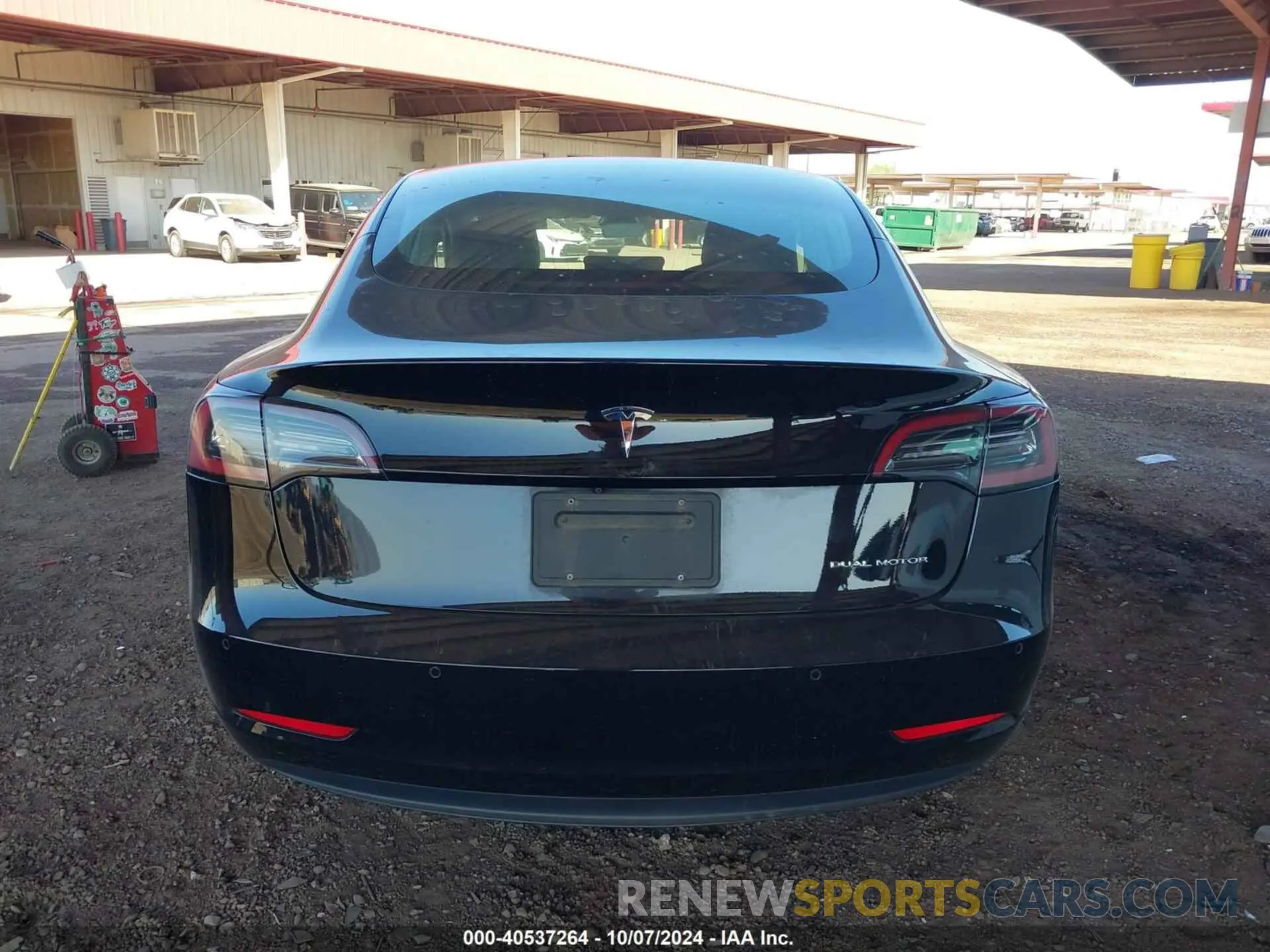 15 Photograph of a damaged car 5YJ3E1EB4KF364800 TESLA MODEL 3 2019