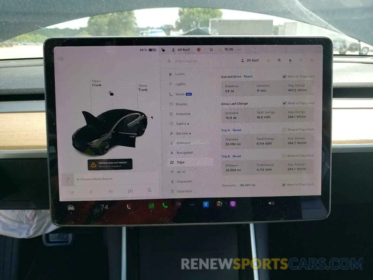 9 Photograph of a damaged car 5YJ3E1EB4KF384691 TESLA MODEL 3 2019