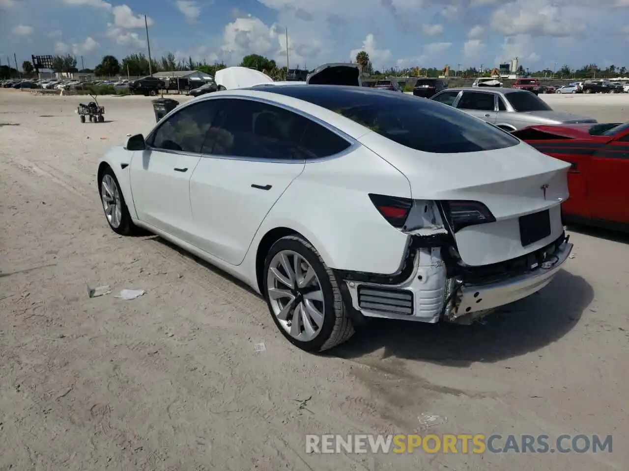 3 Photograph of a damaged car 5YJ3E1EB4KF392516 TESLA MODEL 3 2019