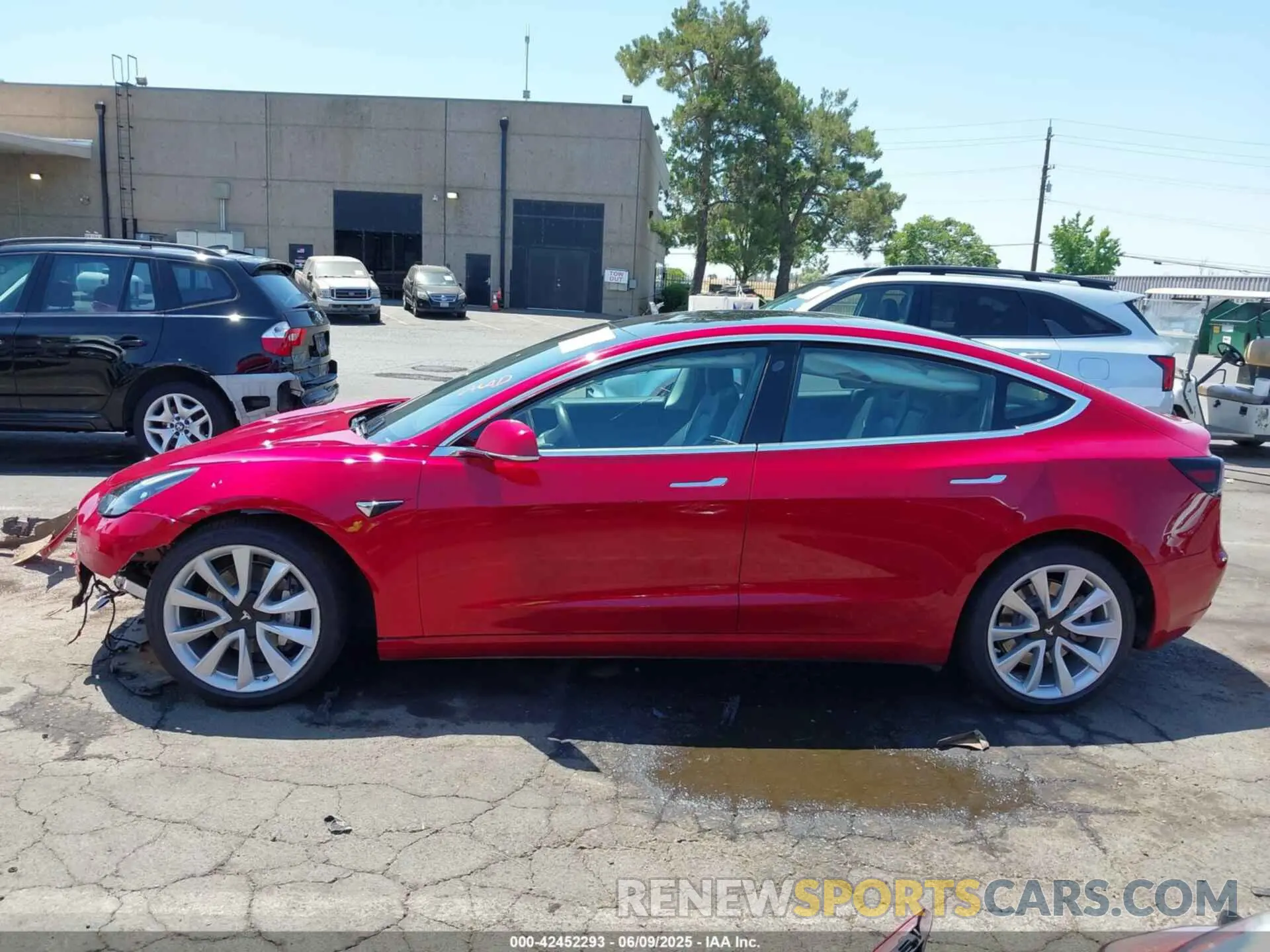 14 Photograph of a damaged car 5YJ3E1EB4KF418578 TESLA MODEL 3 2019
