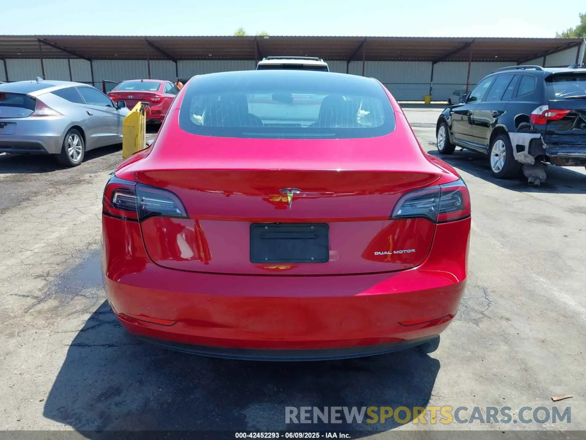 16 Photograph of a damaged car 5YJ3E1EB4KF418578 TESLA MODEL 3 2019