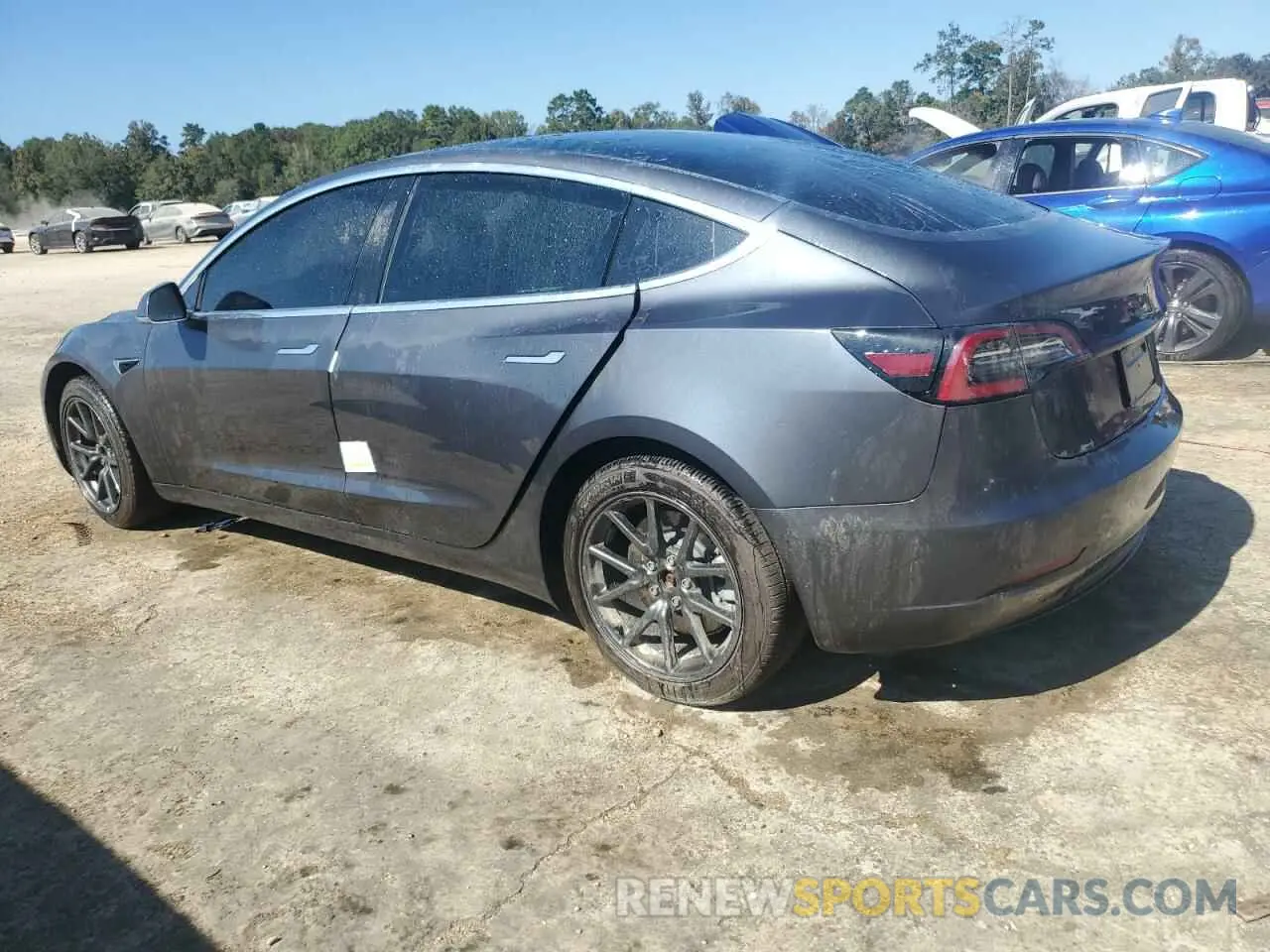 2 Photograph of a damaged car 5YJ3E1EB4KF421352 TESLA MODEL 3 2019