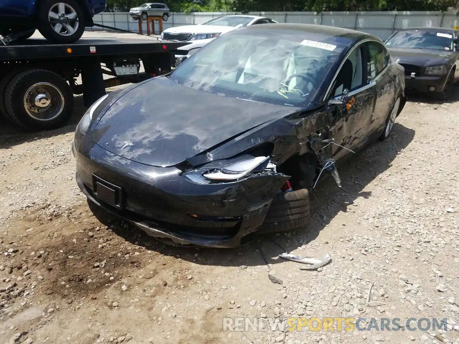 2 Photograph of a damaged car 5YJ3E1EB4KF422081 TESLA MODEL 3 2019