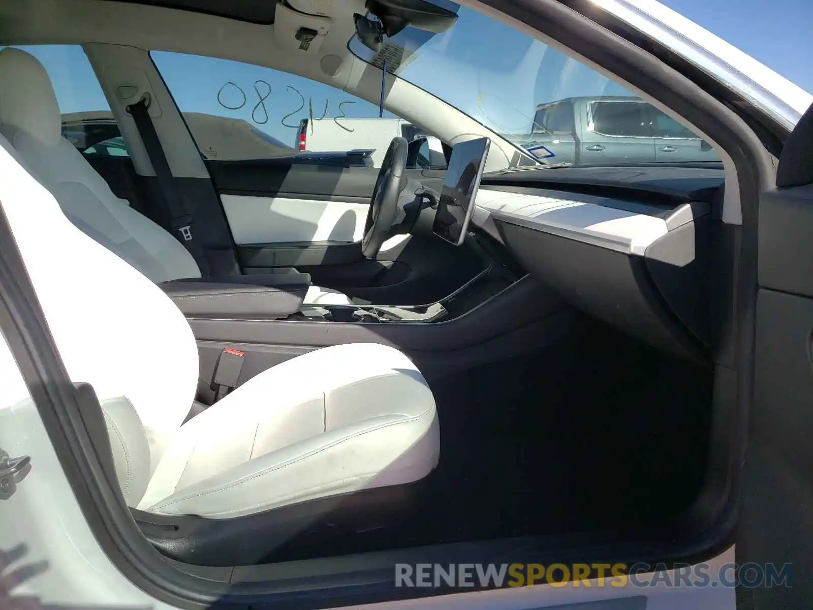 5 Photograph of a damaged car 5YJ3E1EB4KF422145 TESLA MODEL 3 2019